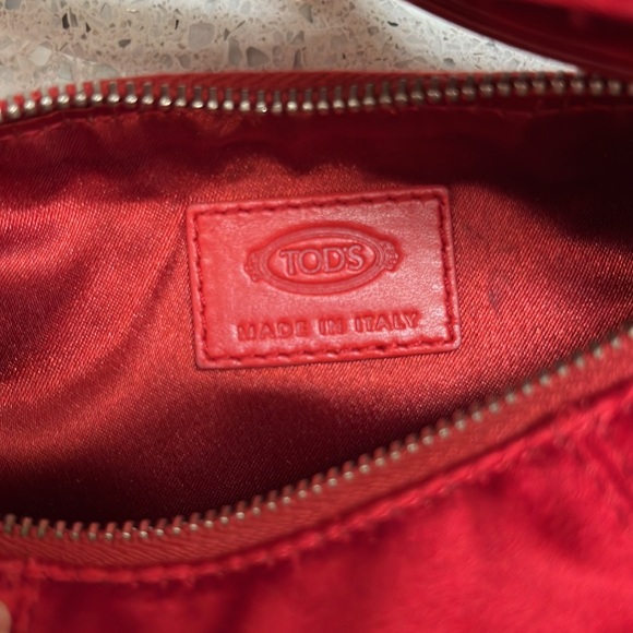 Tod’s Bamboo Red Satin Mini Evening Barrel Bag - Picture 11 of 16